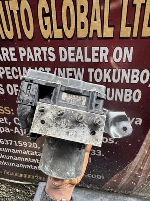 Toyota Venza 2013 ABS Controller