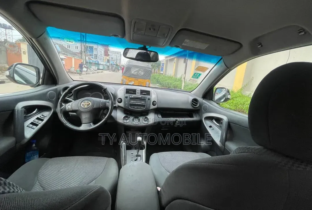 Toyota RAV4 2008 Black