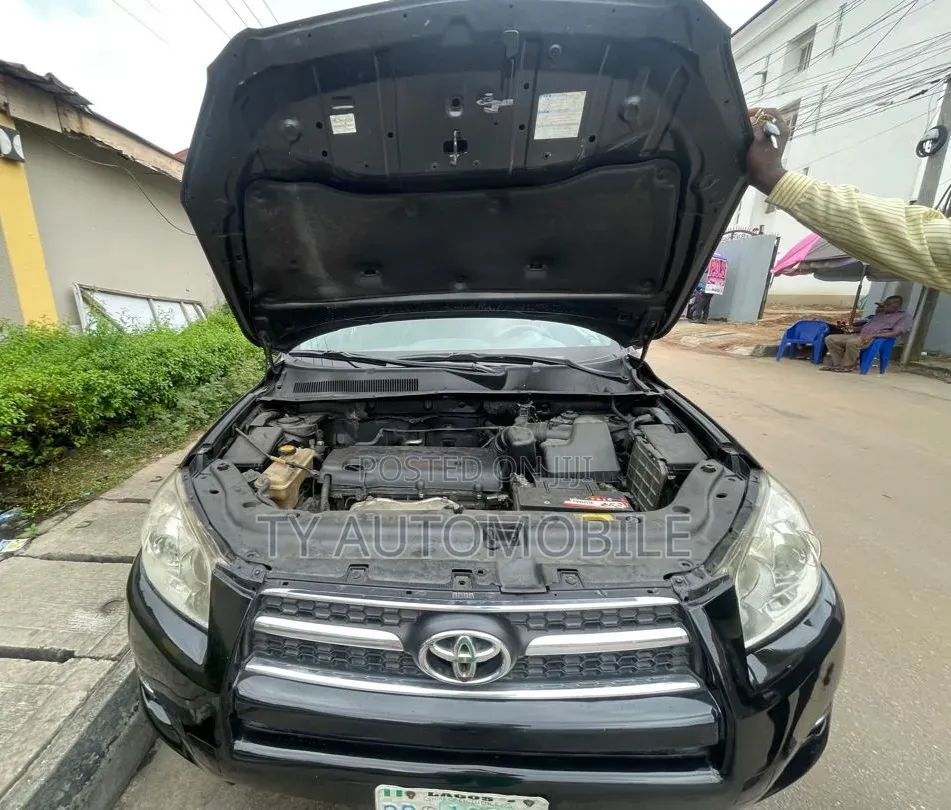 Toyota RAV4 2008 Black