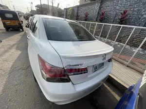 Honda Accord 2010 White