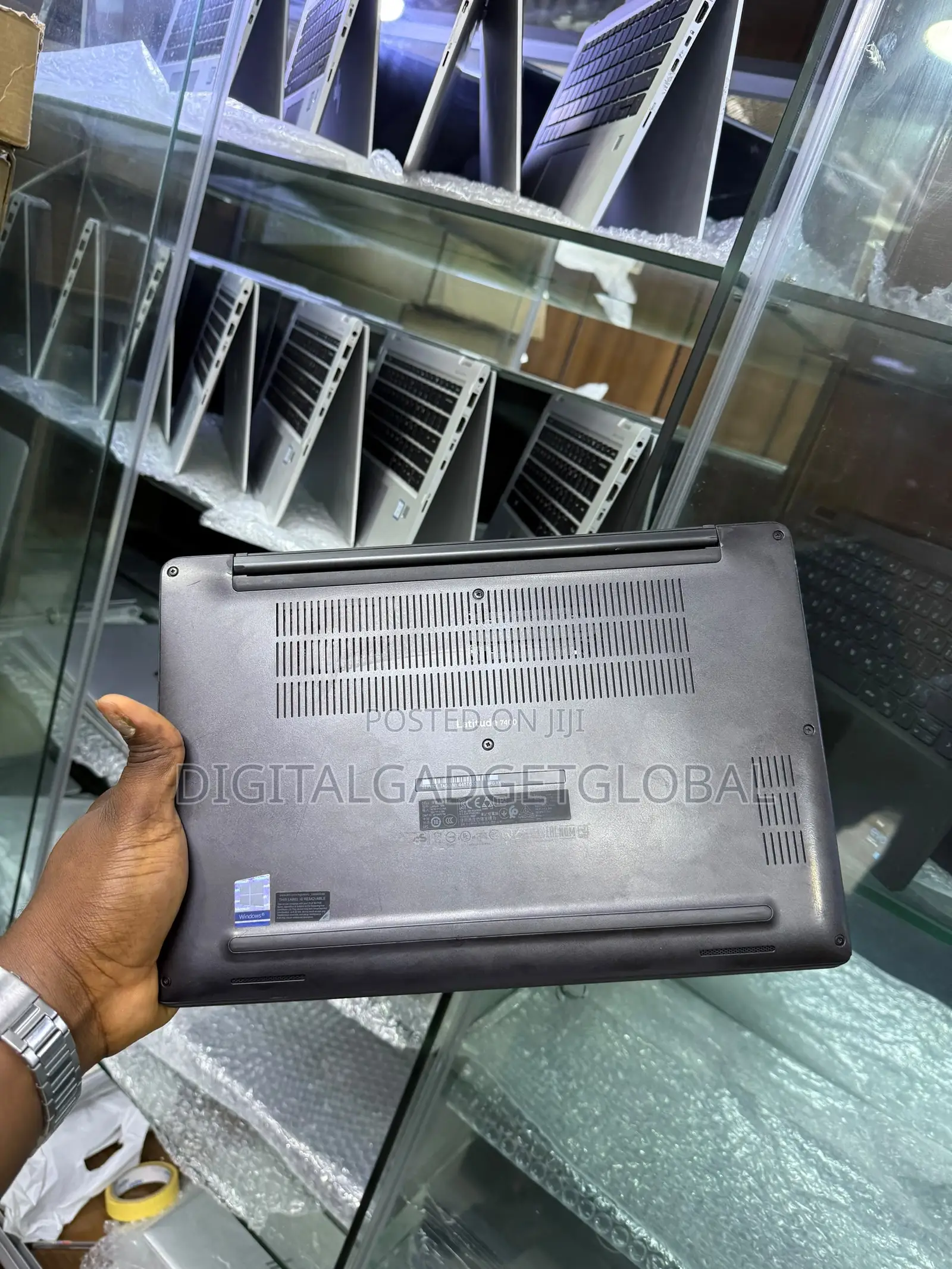 Laptop Dell Latitude 7400 8GB Intel Core i5 SSD 256GB