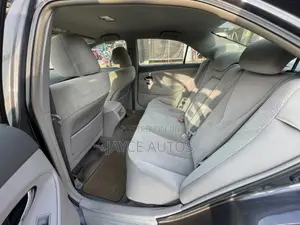 Toyota Camry 2010 Gray