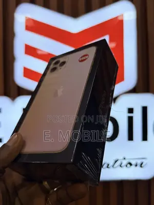 New Apple iPhone 11 Pro Max 64 GB Gold