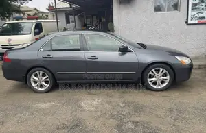Honda Accord 2006 Gray