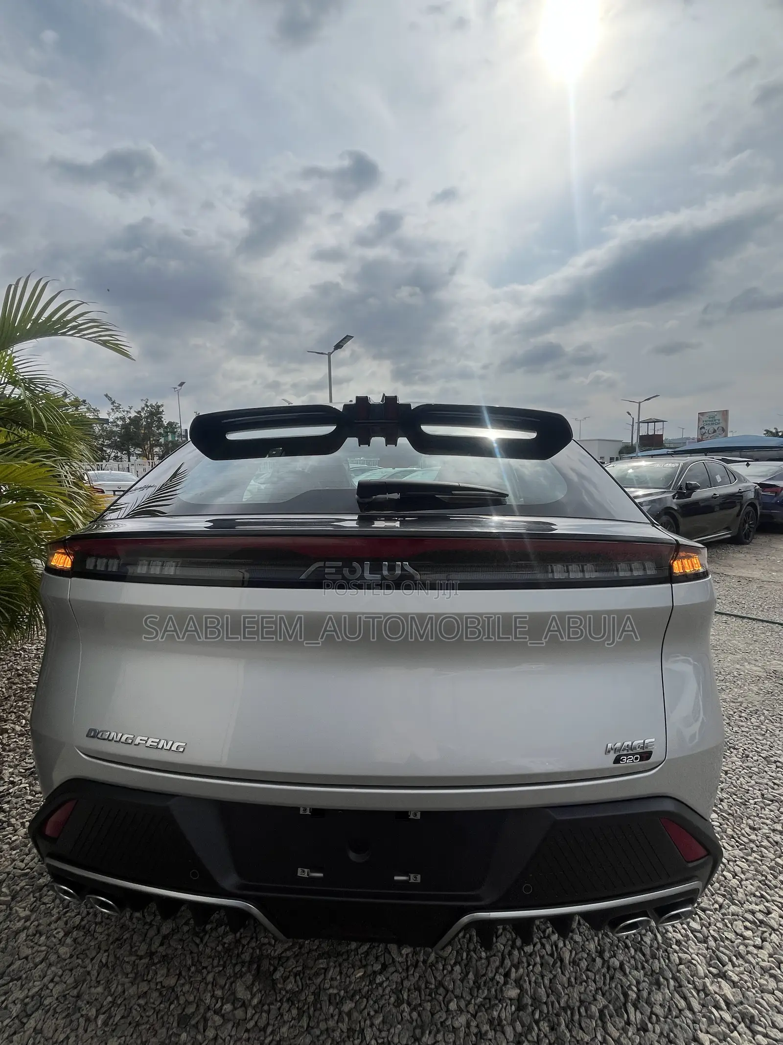 New Dongfeng Glory 2025 Silver