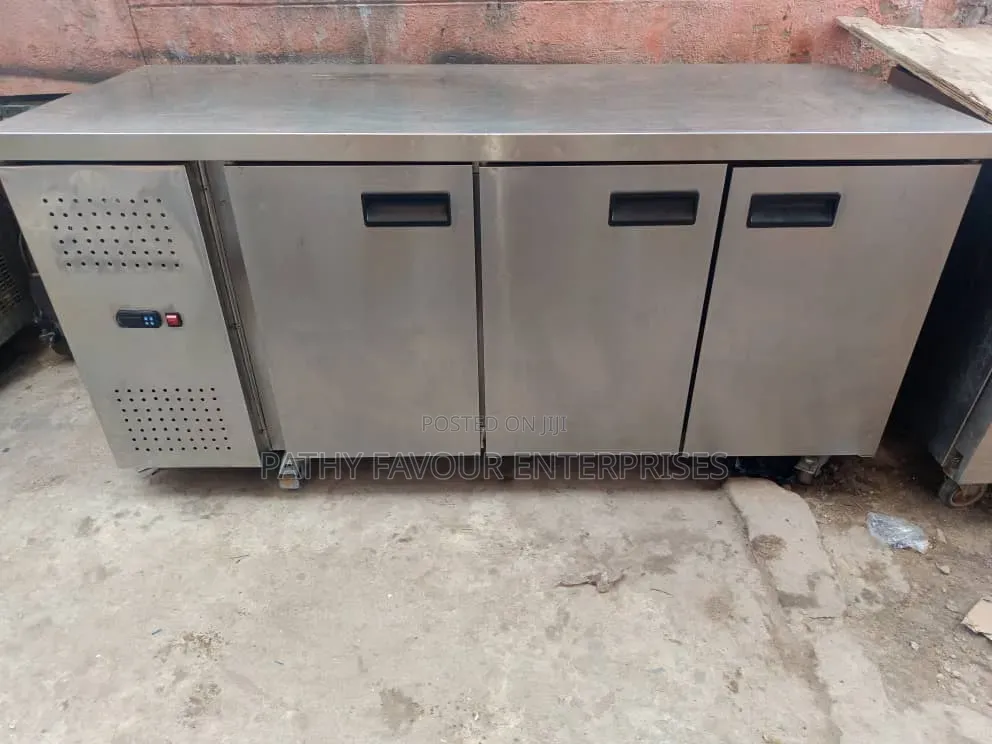 Freezing Working Bench