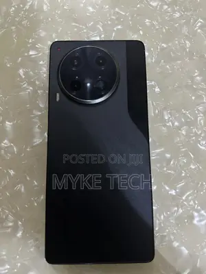 Tecno Camon 30 256 GB Blue