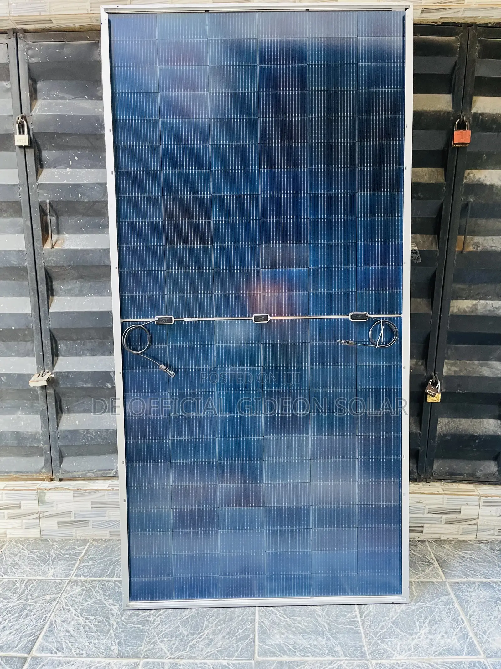 715watts Bifacial Jinko Solar Panel