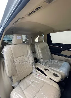 Toyota Highlander Limited 2019 White
