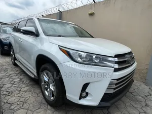 Toyota Highlander Limited 2019 White