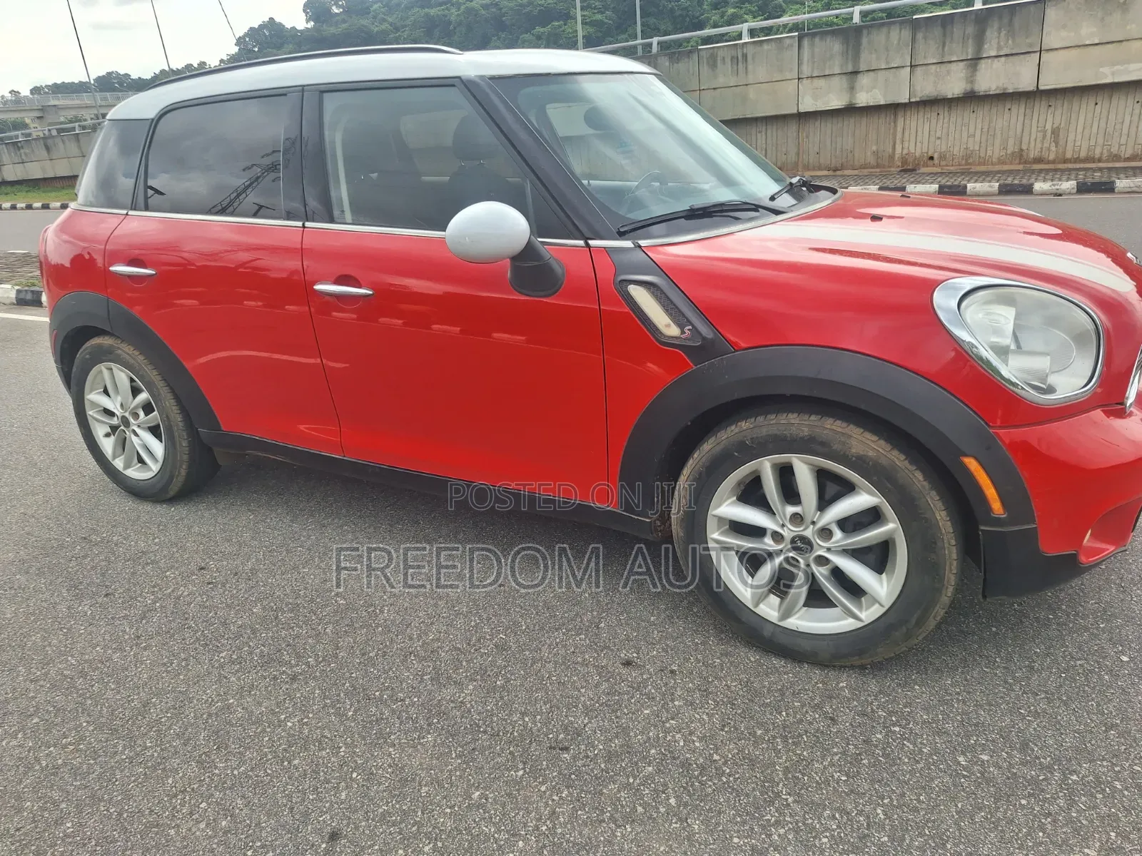 Mini Cooper 2013 Red