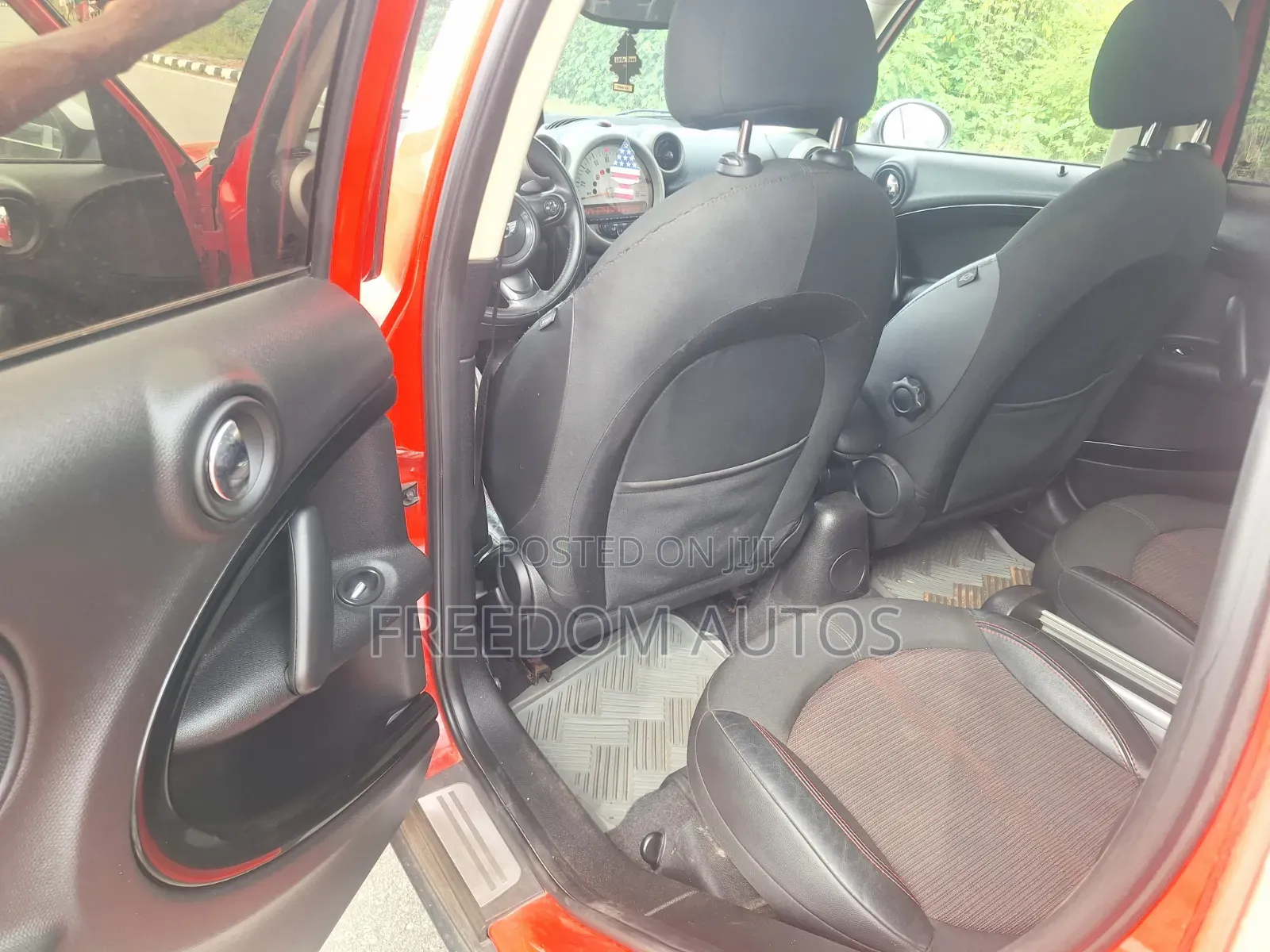 Mini Cooper 2013 Red