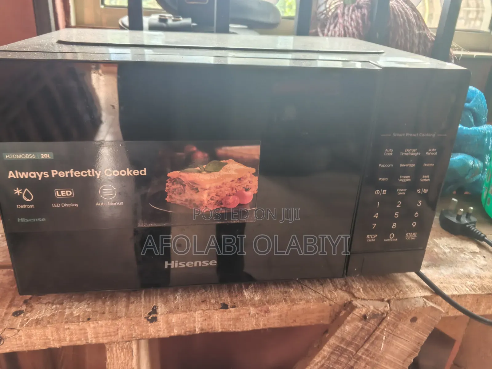 Hisense Digital Microwave