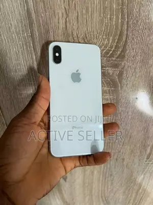 Apple iPhone X 64 GB White