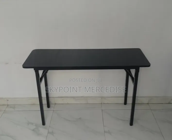 A Mobile Foldable Table
