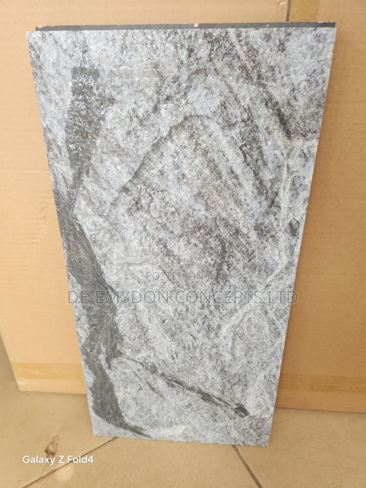 Cracks Tiles 30/60