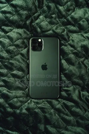 New Apple iPhone 11 Pro Max 256 GB Gray