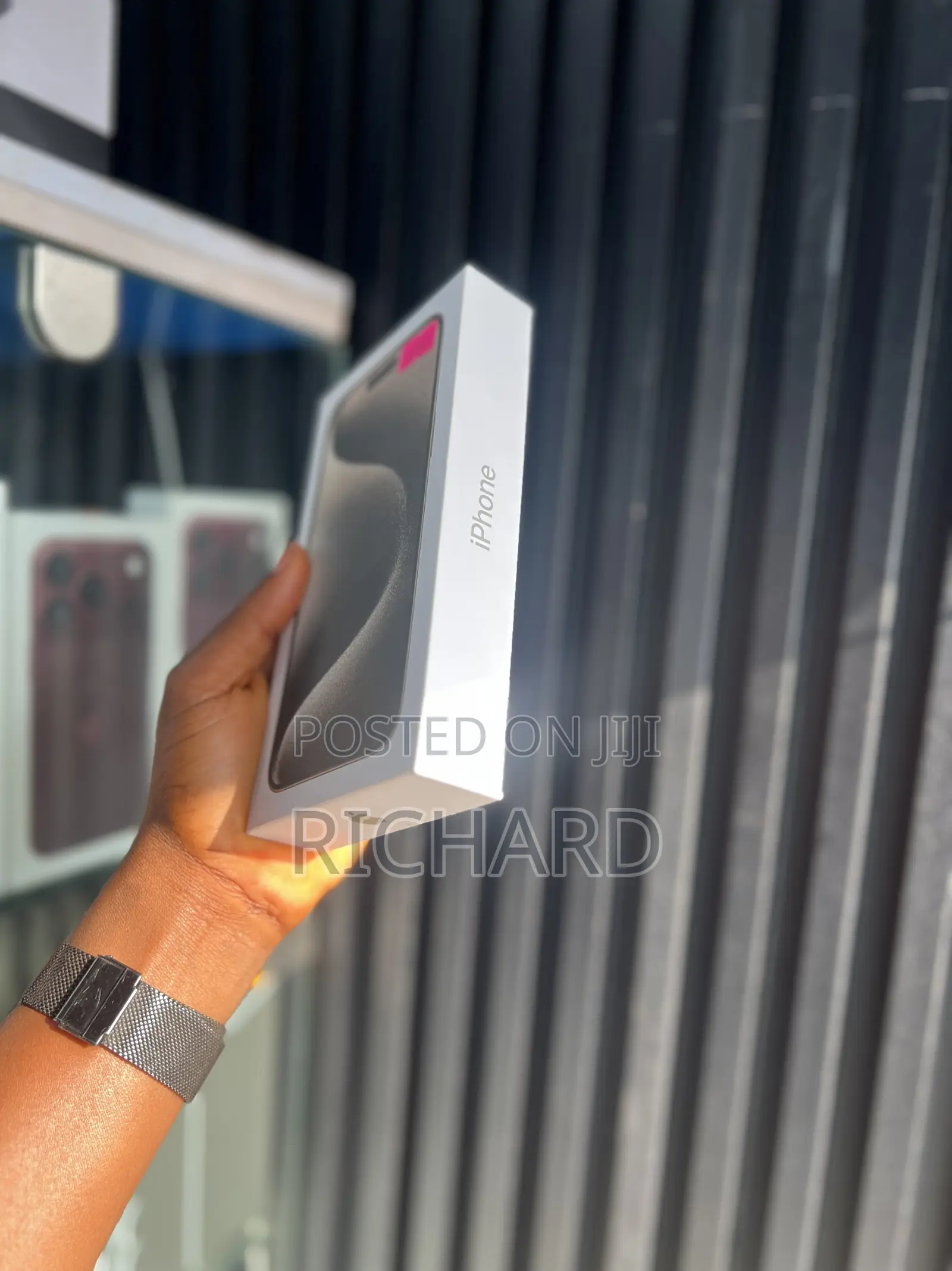 New Apple iPhone 15 Pro Max 256 GB Gray