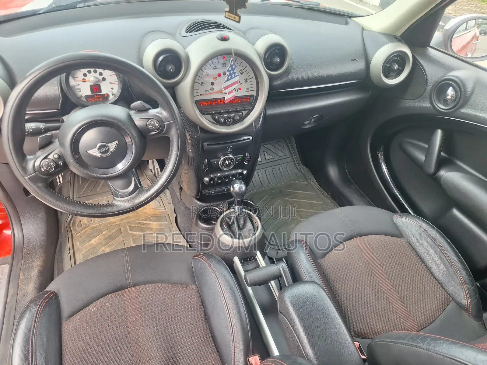 Mini Cooper 2013 Red