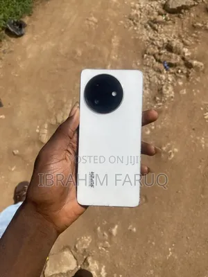 Itel S24 256 GB White