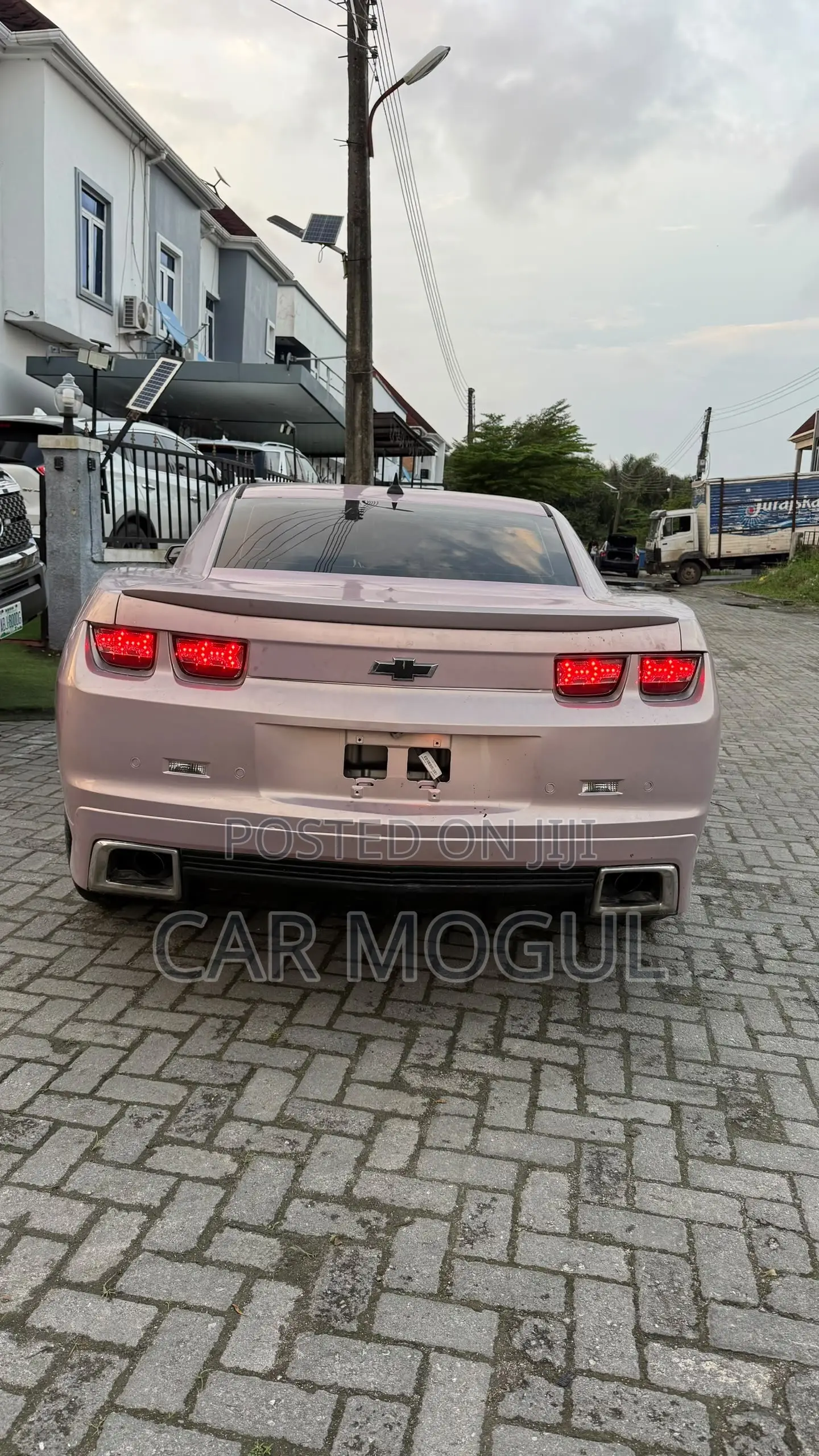 Chevrolet Camaro 2SS 2010 Pink