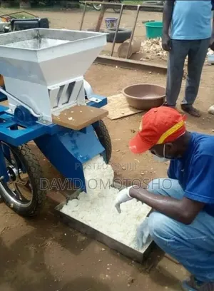 Wet Cassava Paste (Fufu)