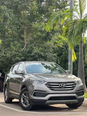 Hyundai Santa Fe 2018 Gray