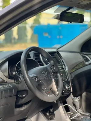 Hyundai Santa Fe 2018 Gray