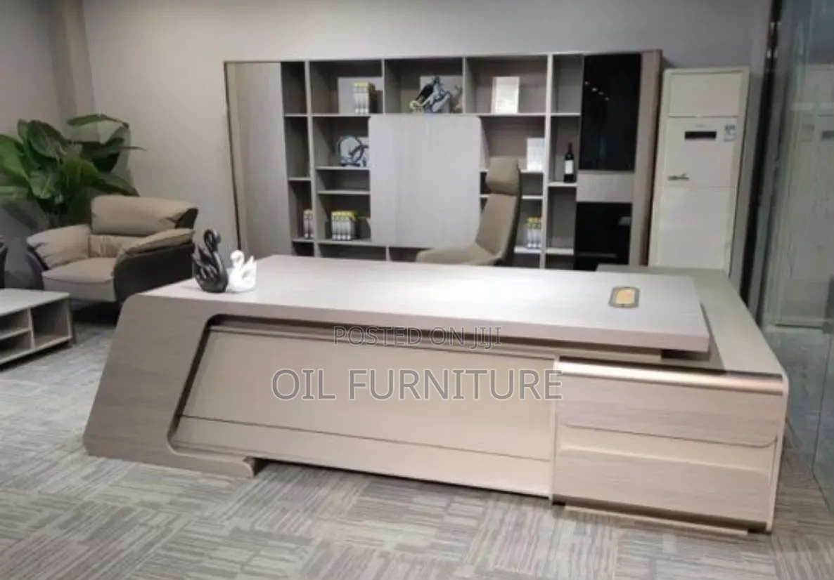 ​Modern Executive Executive Office Desk With Side Extension 3.2 Meter