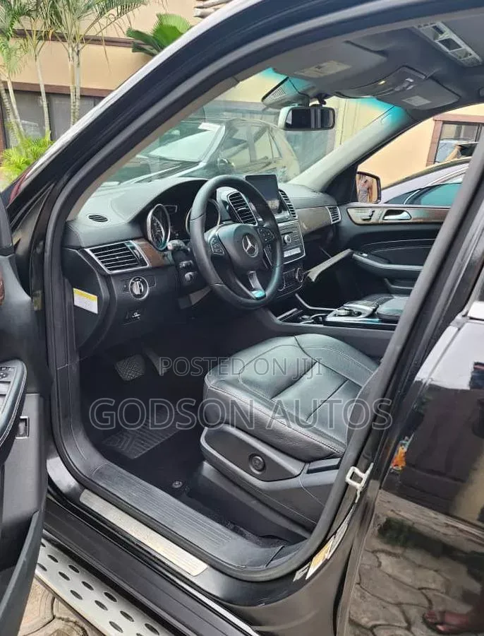 Mercedes-Benz M Class 2012 Black
