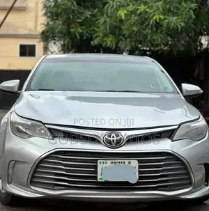 Toyota Avalon 2013 Silver