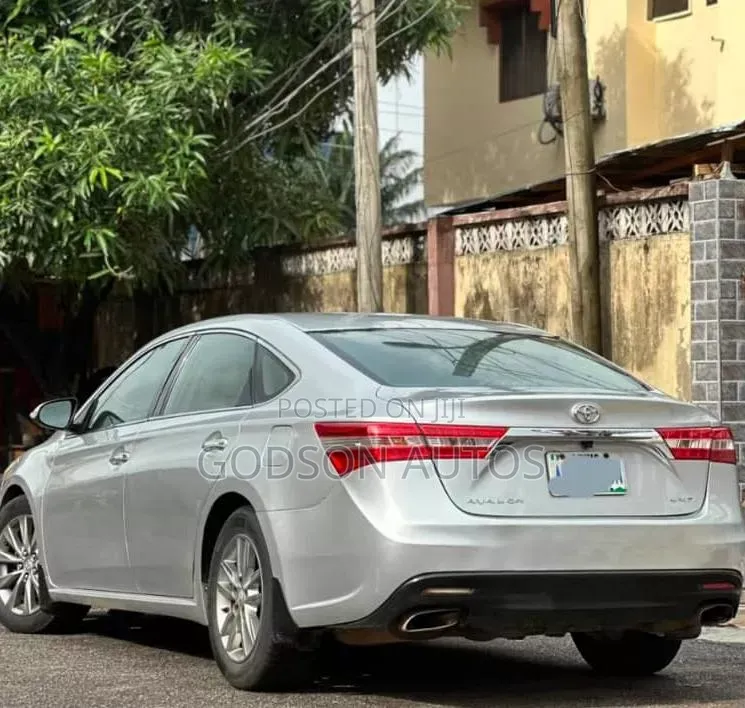 Toyota Avalon 2013 Silver