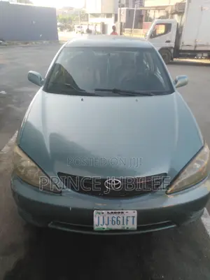 Toyota Camry 2006 Gray