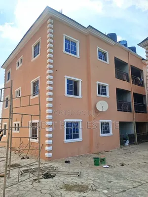 Furnished 11bdrm Apartment in Agunbelewo, Osogbo for sale