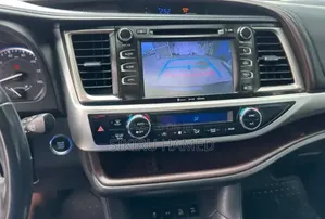 Toyota Highlander 2015 Black
