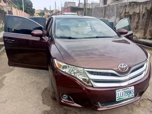 Toyota Venza 2010 Brown