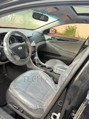 Hyundai Sonata Limited Sedan FWD (2.4L 4cyl 6A) 2011 Black