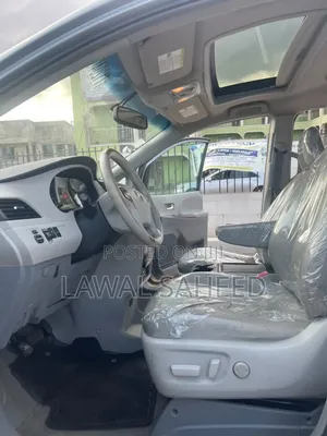 Toyota Sienna 2013 Gray
