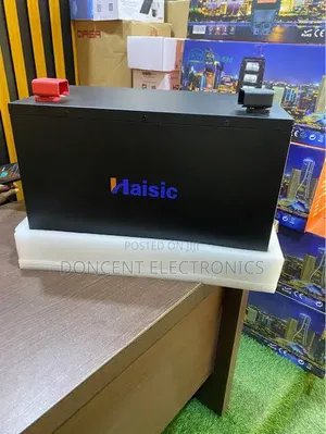 Haisic 8kwh 25.6V Lithium Battery - Black Display