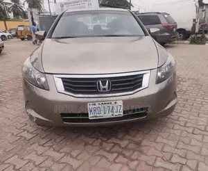 Honda Accord 2.0 i-VTEC Automatic 2009 Gold