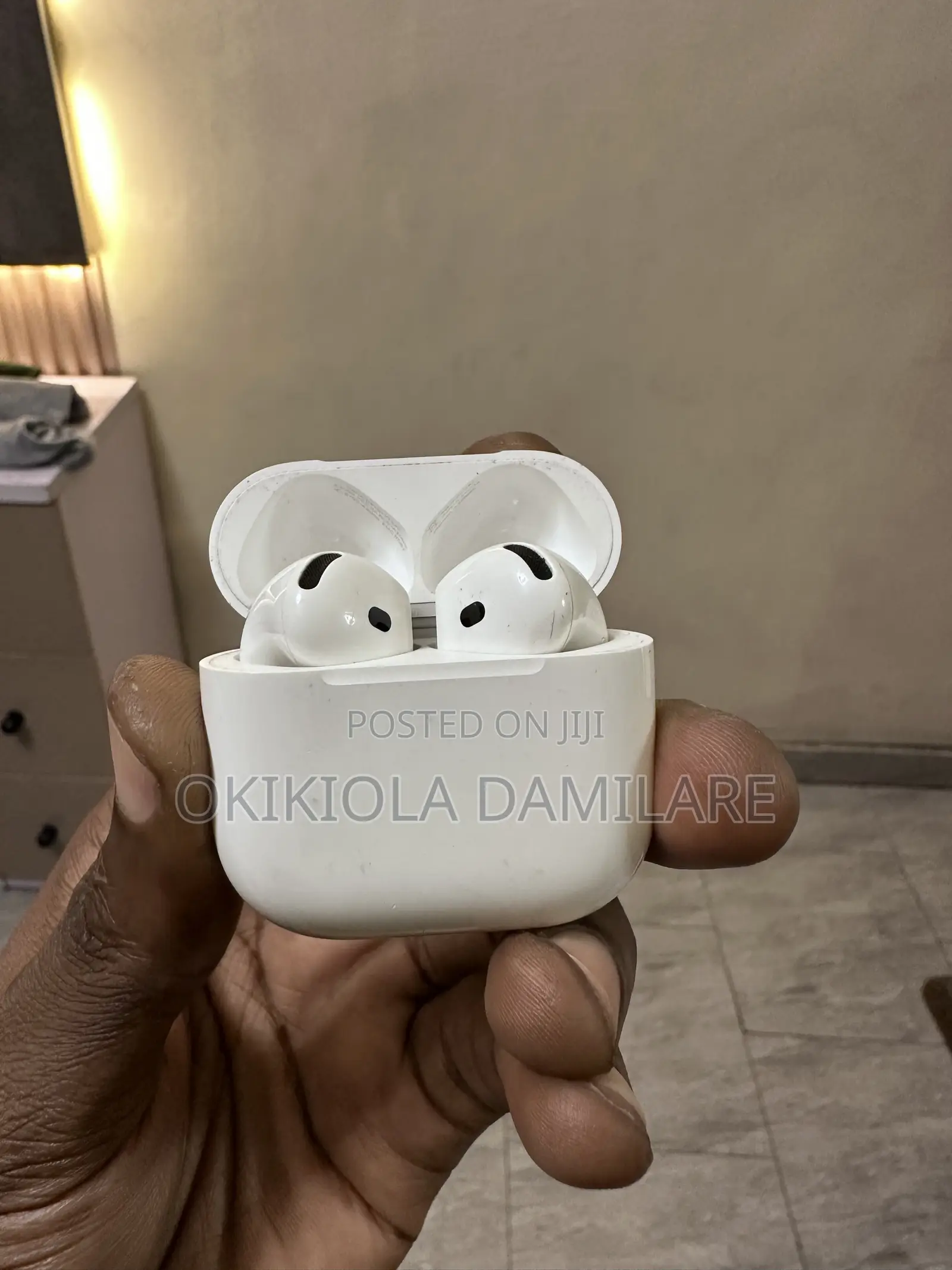 AirPod 4 With ANC