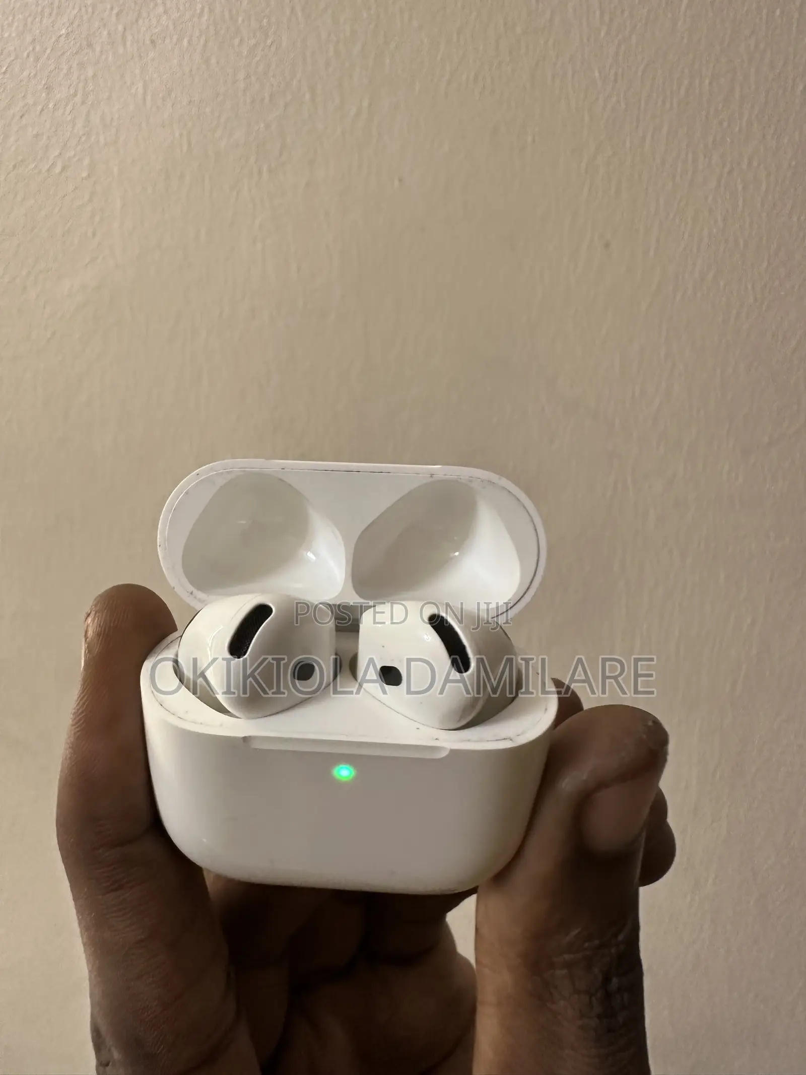 AirPod 4 With ANC