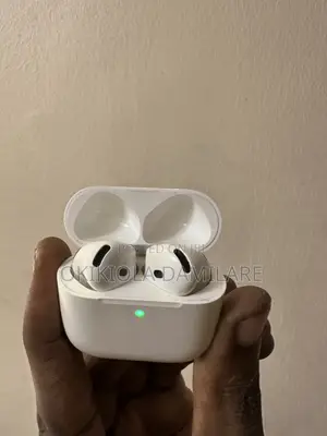 AirPod 4 With ANC