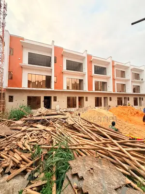 4bdrm Townhouse/Terrace in Omole Phase 2 for sale