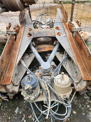 Howo Double Axle/Tunnel/Chassis