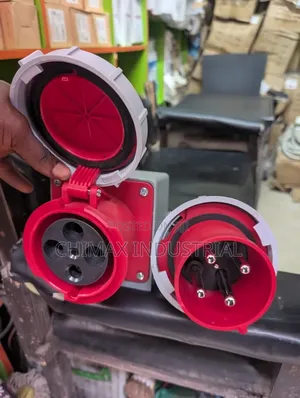 Industrial Waterproof Socket and Plug Set