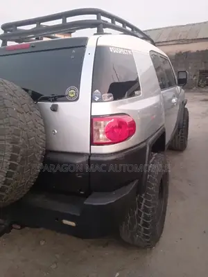 Toyota FJ Cruiser Base 4x4 2008 Silver