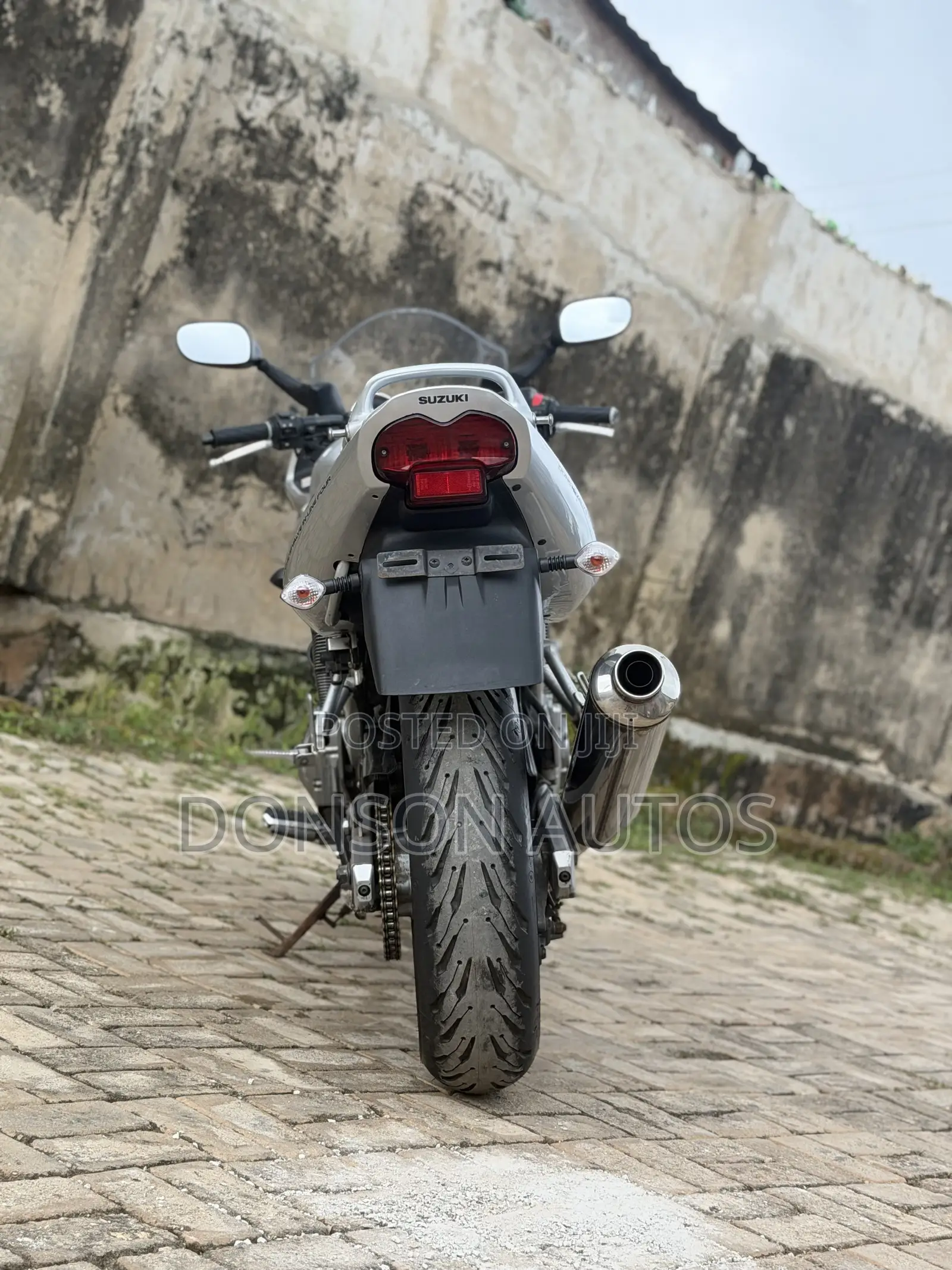 Suzuki Bandit 2006 Silver