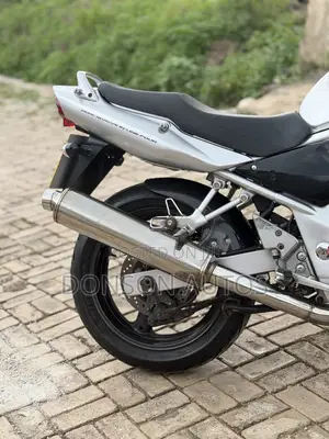 Suzuki Bandit 2006 Silver