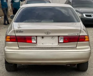 Toyota Camry 2002 Gold